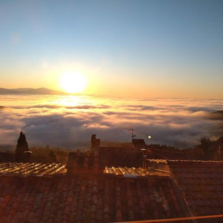 Palazzo Ninci Bed and Breakfast Civitella in Val di Chiana Buitenkant foto