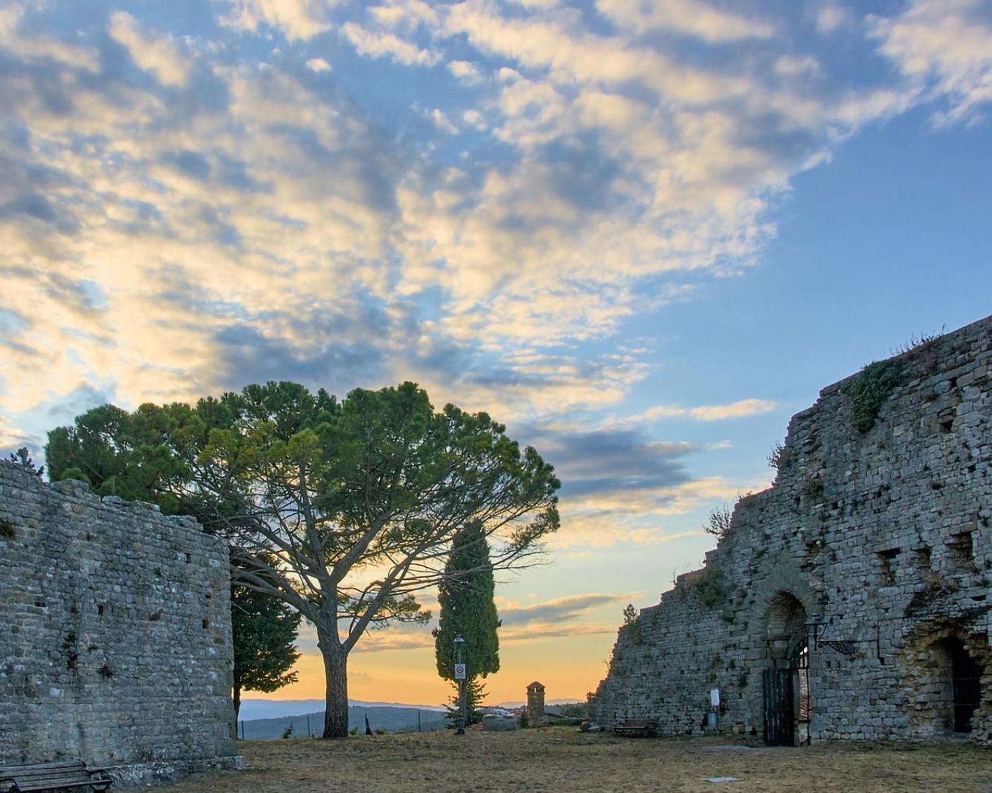 Palazzo Ninci Bed and Breakfast Civitella in Val di Chiana Buitenkant foto